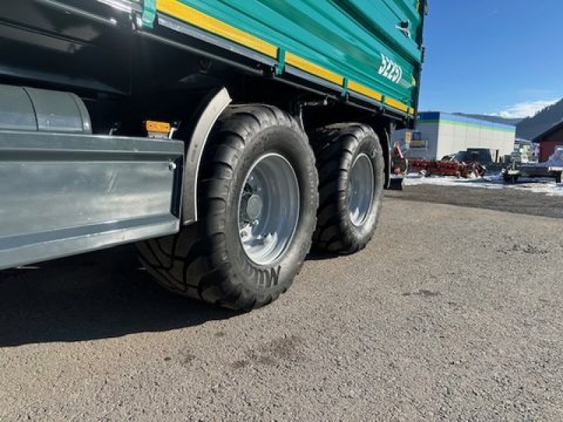 Kipper des Typs Pühringer Tandem-Dreiseitenkipper 5225T 21to 5,2x2,4/2,48m, Neumaschine in Tamsweg (Bild 3)