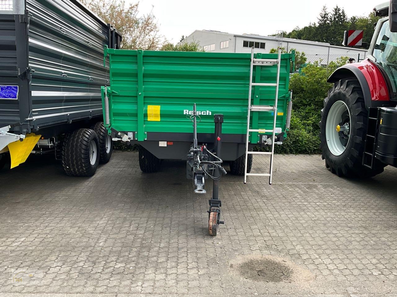 Kipper of the type Reisch RTD 80.450, Neumaschine in Pfreimd (Picture 2)