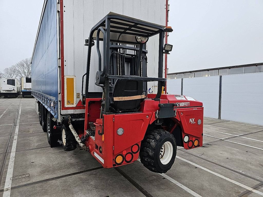 Kipper от тип Schmitz Cargobull HIAB MOFFET, Gebrauchtmaschine в Vuren (Снимка 3)