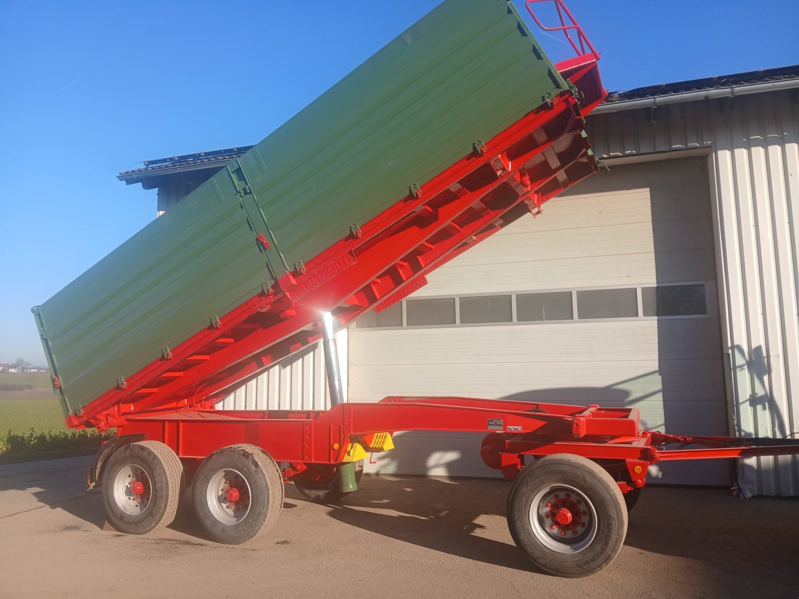 Kipper del tipo Schwarzmüller Dreiachskipper, Gebrauchtmaschine In Eichendorf (Immagine 1)