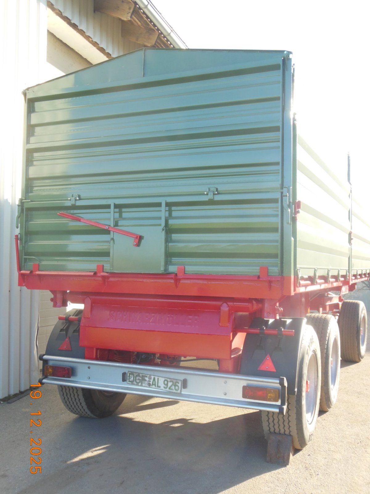 Kipper del tipo Schwarzmüller Dreiachskipper, Gebrauchtmaschine In Eichendorf (Immagine 3)