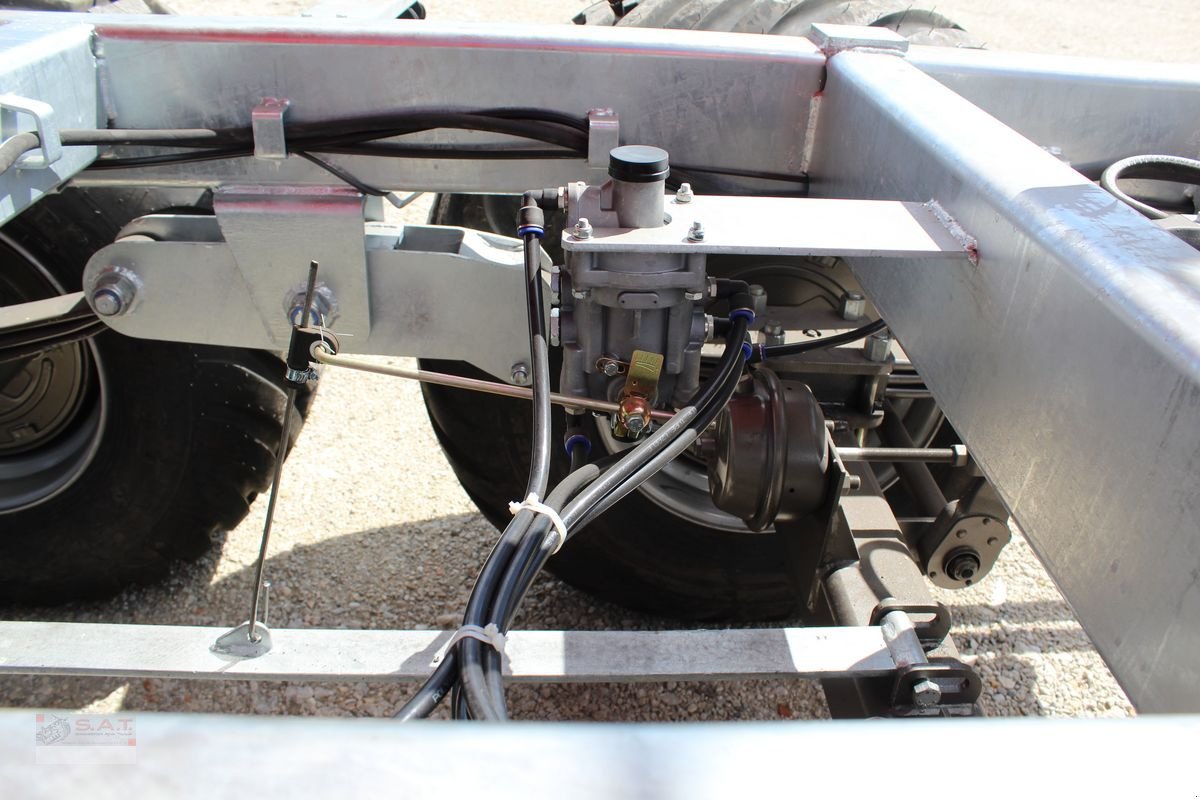 Kipper des Typs Sonstige 20 tonnen Muldenkipper, Vorführmaschine in Eberschwang (Bild 27)