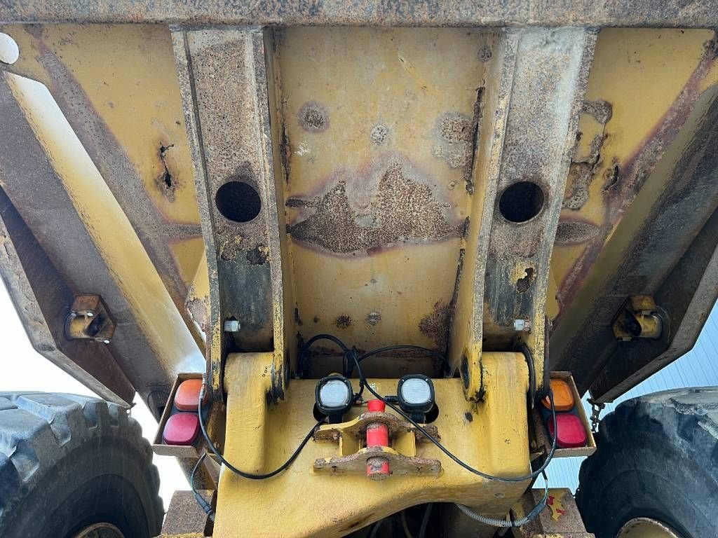 Kipper des Typs Sonstige Cat 730, Gebrauchtmaschine in Venlo (Bild 7)