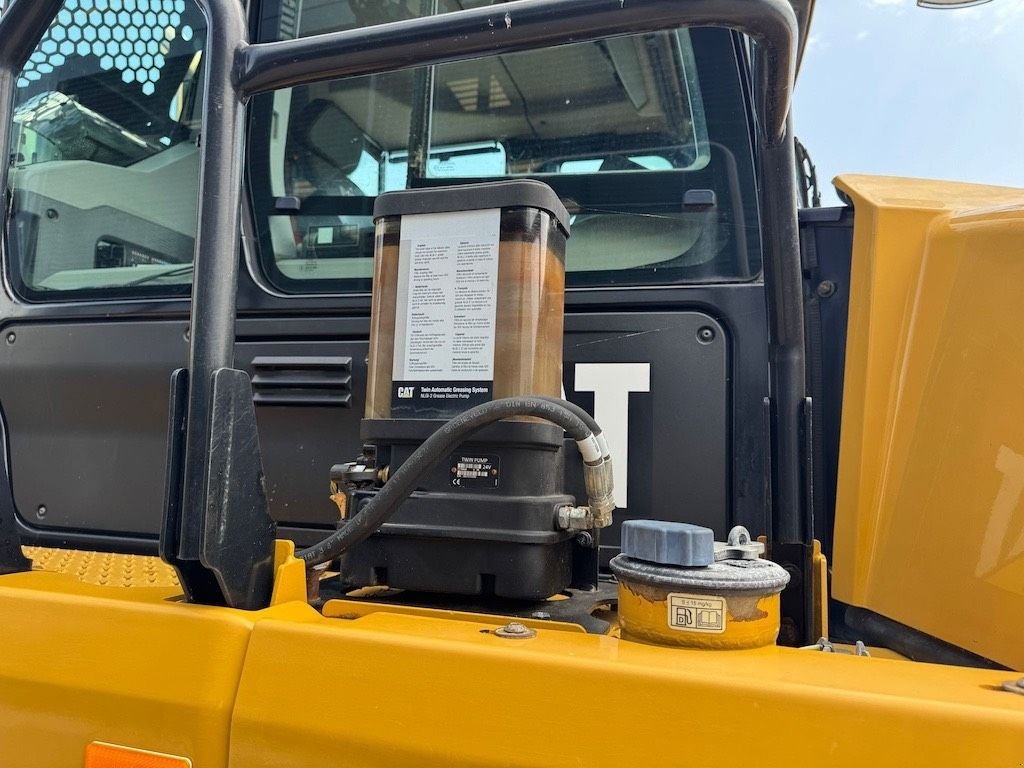 Kipper des Typs Sonstige Cat 730, Gebrauchtmaschine in Oud Gastel (Bild 10)