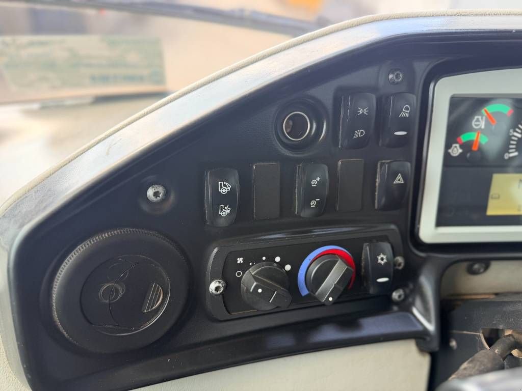 Kipper tip Sonstige Cat 730C2, Gebrauchtmaschine in Venlo (Poză 8)