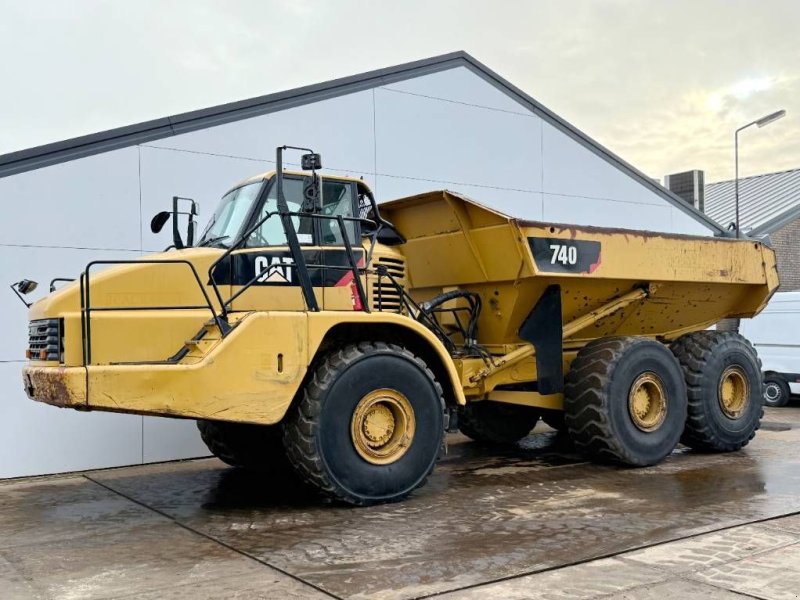 Kipper des Typs Sonstige Cat 740 - Automatic Greasing / Body Heating / AC, Gebrauchtmaschine in Veldhoven (Bild 1)