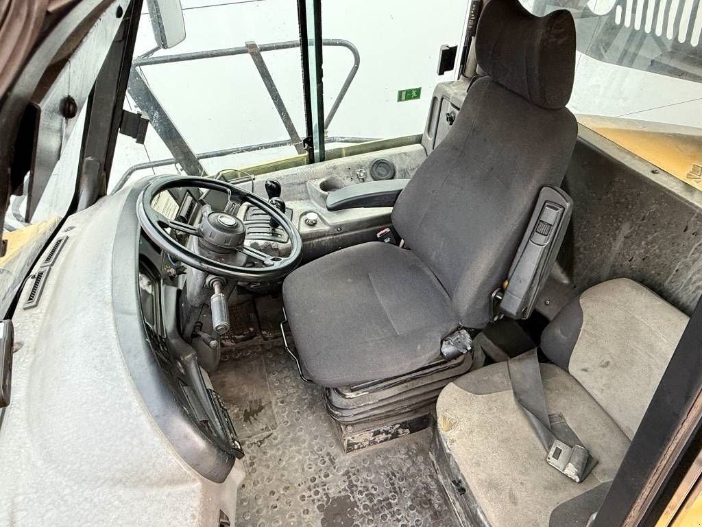 Kipper typu Sonstige Cat 740 - Automatic Greasing / Body Heating / AC, Gebrauchtmaschine v Veldhoven (Obrázek 7)