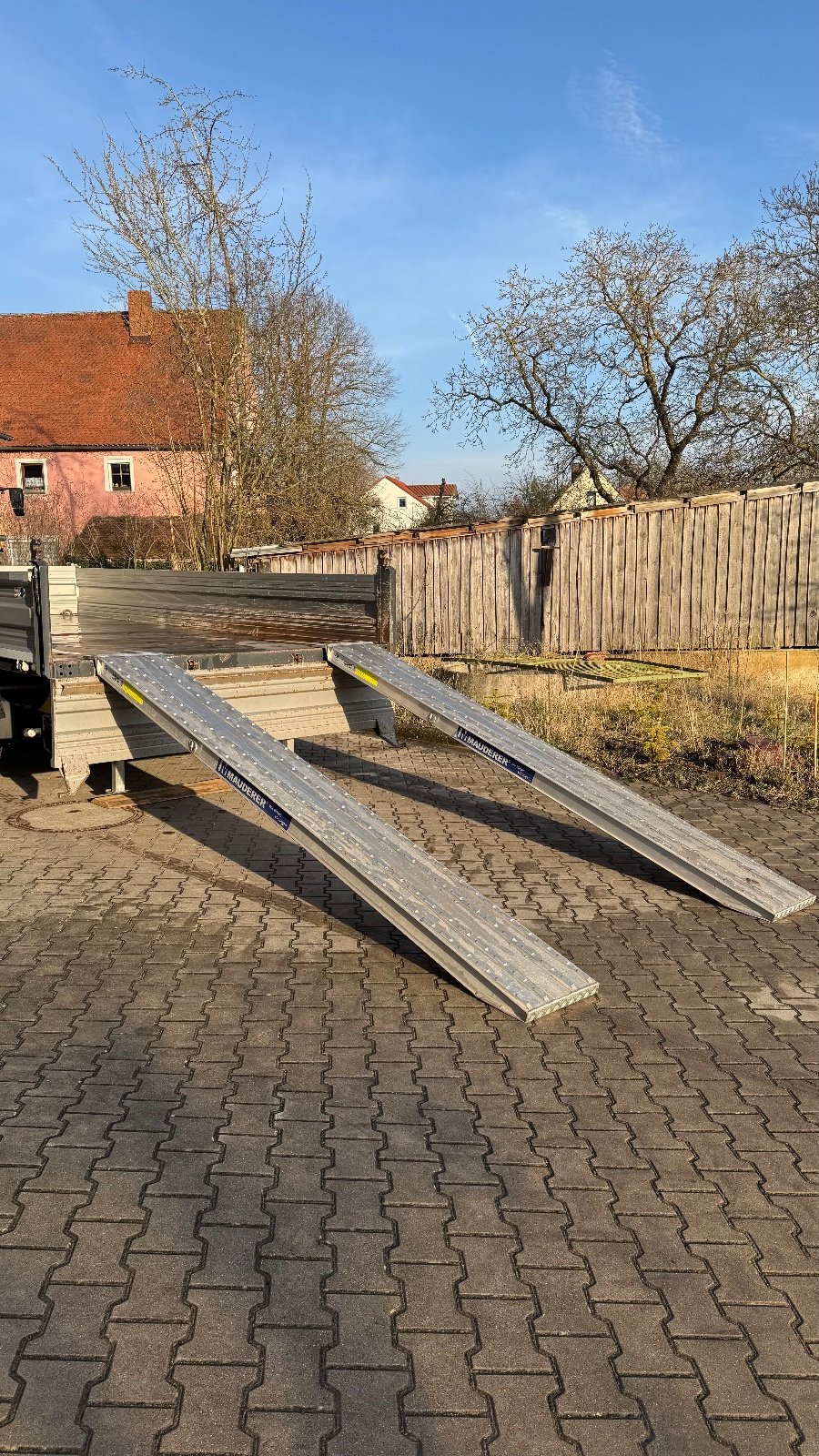 Kipper от тип Sonstige Dreiseitenkipper, Gebrauchtmaschine в Ansbach (Снимка 2)