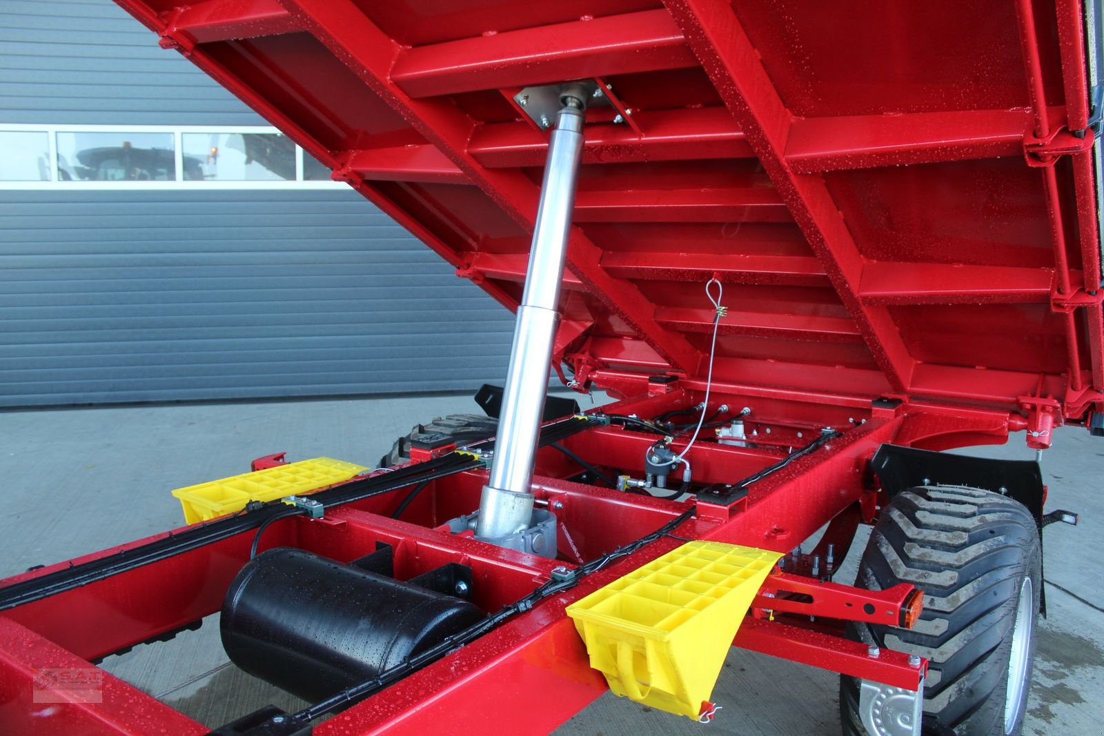 Kipper of the type Sonstige Einachskipper - Dreiseitenkipper 8,5 Tonnen, Neumaschine in Eberschwang (Picture 21)