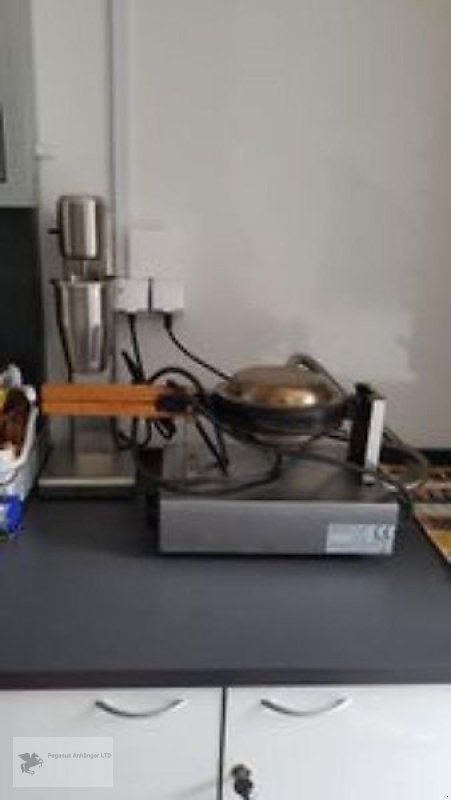 Kipper of the type Sonstige FABRYKA B3500 Verkaufsanhänger Eiswagen Softeis Waffeln 1. Hand, Gebrauchtmaschine in Gevelsberg (Picture 12)