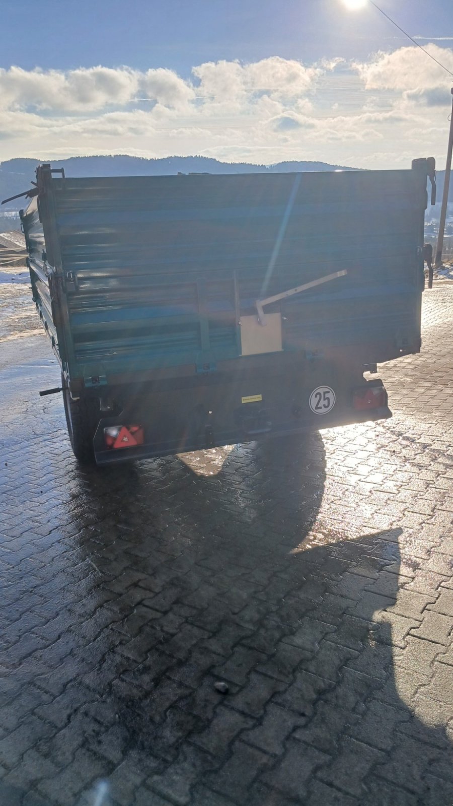 Kipper van het type Sonstige Kipper, Anhänger, Dreiseitenkipper, Neumaschine in Bad Kötzting (Foto 2)