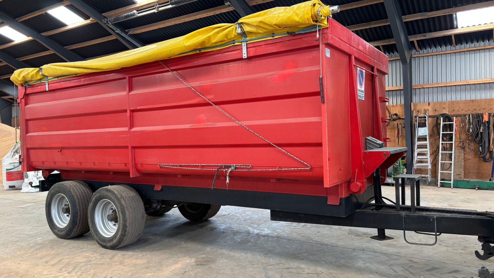 Kipper tip Sonstige Sonstiges, Gebrauchtmaschine in Helsinge (Poză 1)