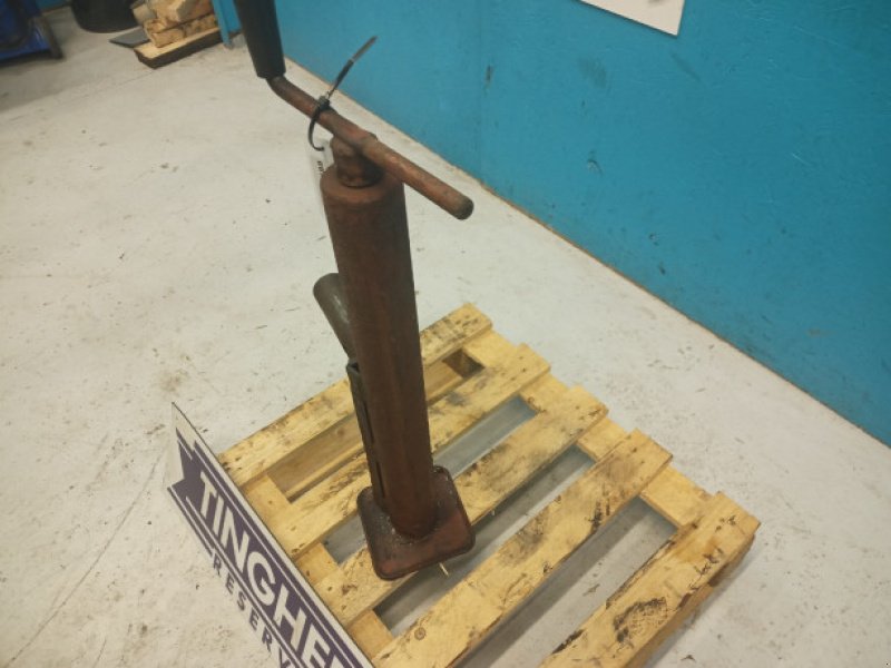 Kipper tipa Sonstige Støtteben, Gebrauchtmaschine u Hemmet (Slika 3)