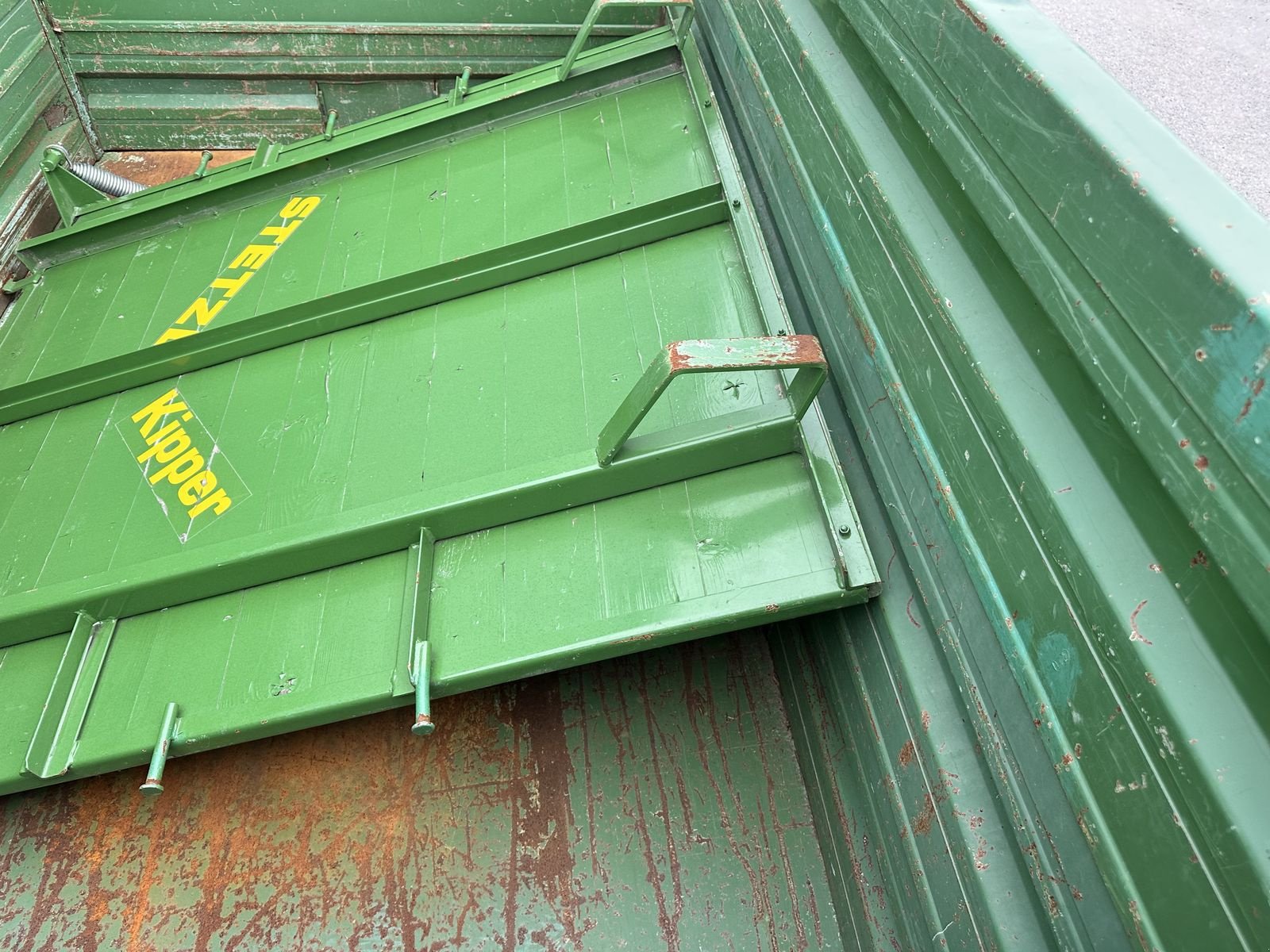 Kipper typu Stetzl Dreiseitenkipper 5to 3x1,8m, gebraucht, Gebrauchtmaschine v Tamsweg (Obrázek 17)