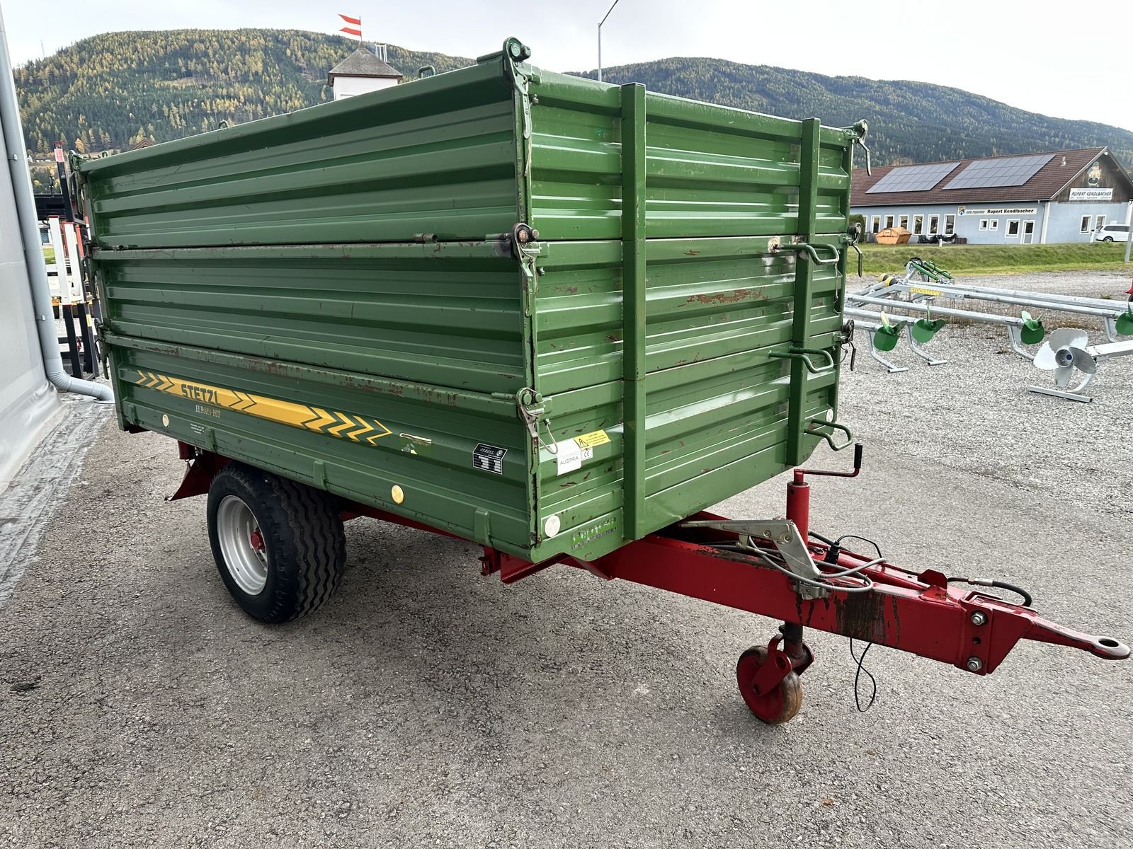 Kipper typu Stetzl Dreiseitenkipper 5to 3x1,8m, gebraucht, Gebrauchtmaschine v Tamsweg (Obrázek 10)