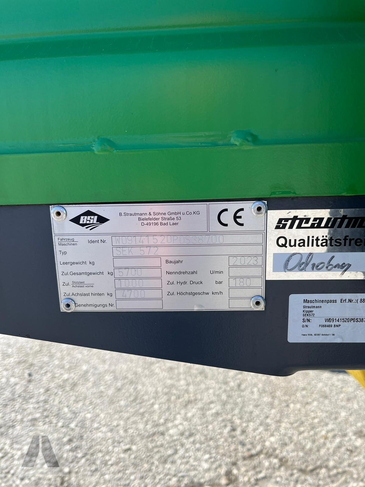 Kipper des Typs Strautmann SEK 572, Neumaschine in Antdorf (Bild 5)