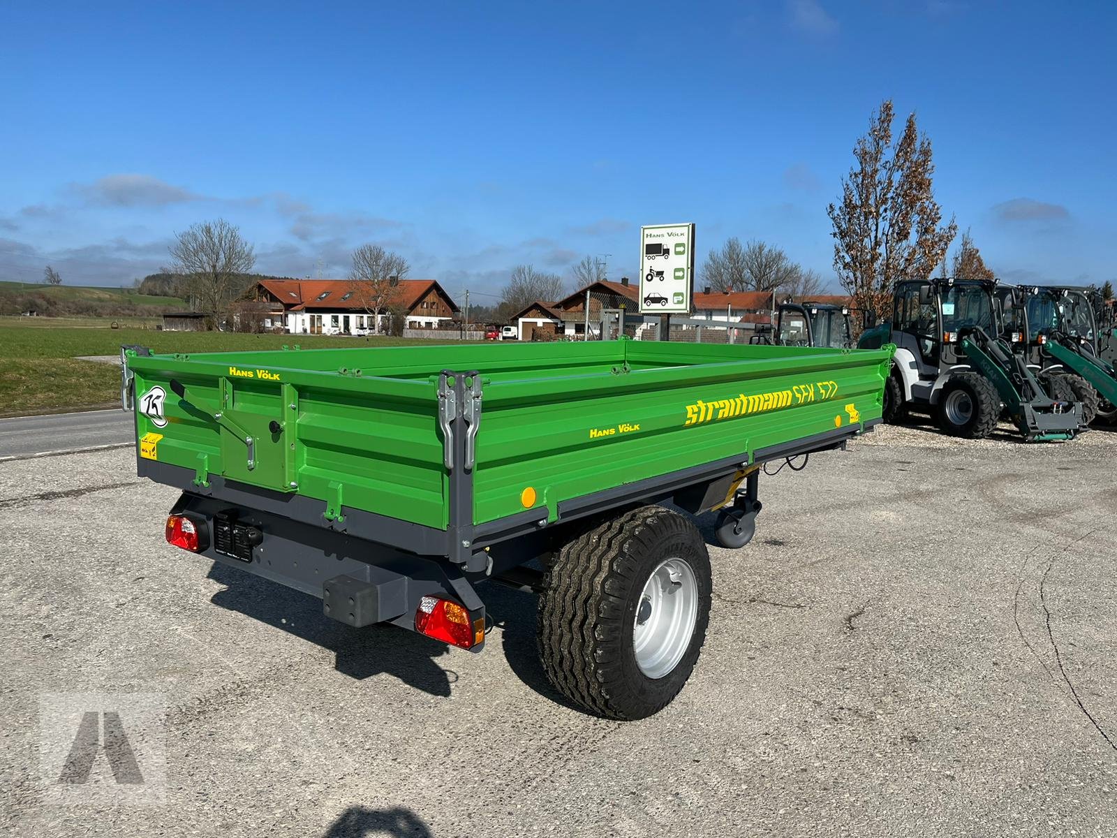 Kipper des Typs Strautmann SEK 572, Neumaschine in Antdorf (Bild 11)