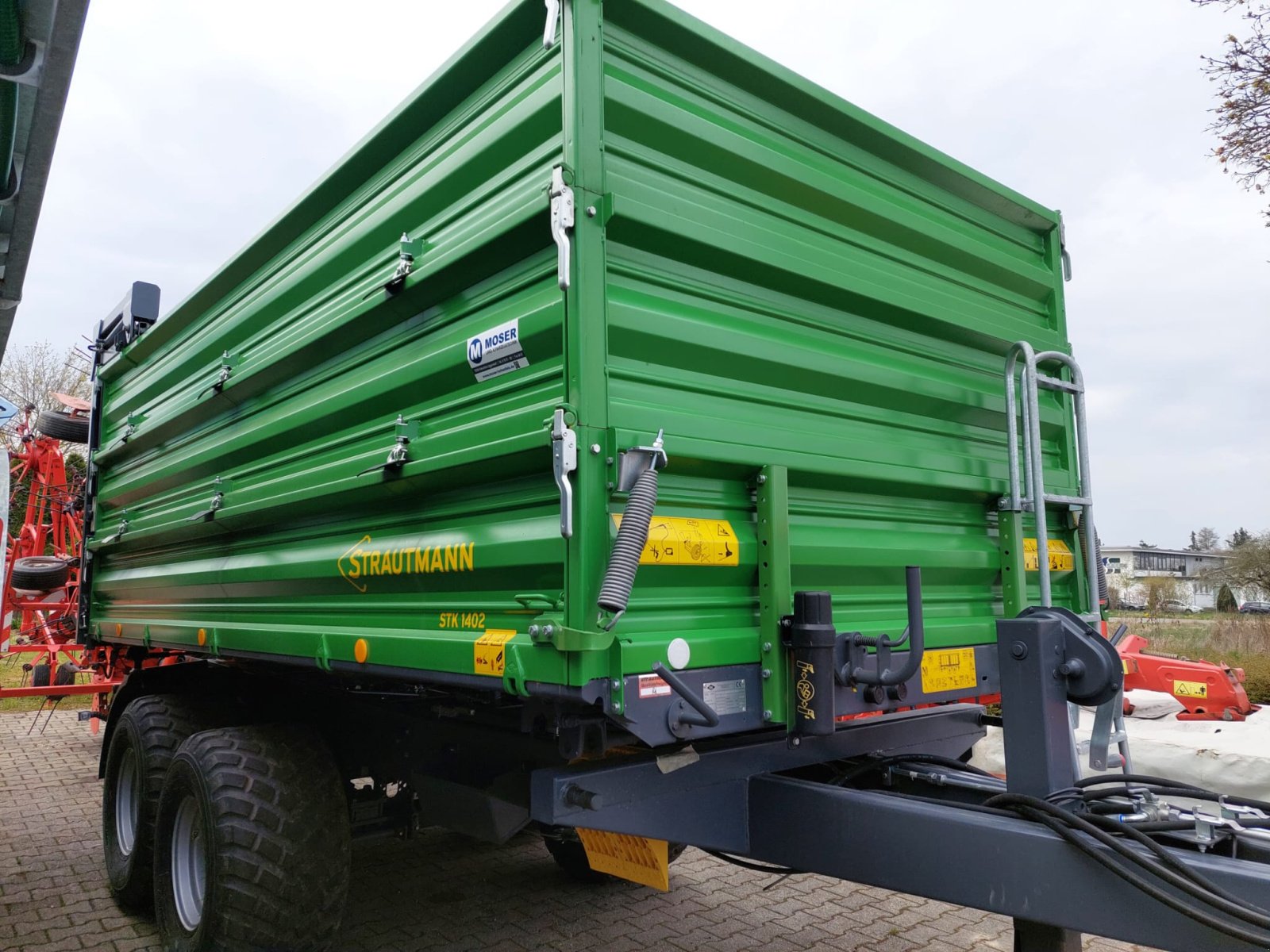 Kipper типа Strautmann STK 1402, Neumaschine в Hohenfels (Фотография 3)