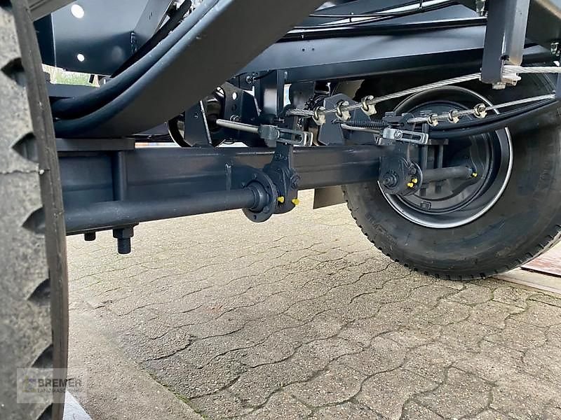 Kipper des Typs Strautmann SZK 1802-H mit Portaltüren, Gebrauchtmaschine in Asendorf (Bild 18)