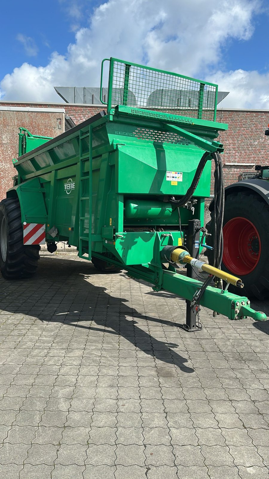 Kipper des Typs Tebbe TS 120, Gebrauchtmaschine in Husum (Bild 1)