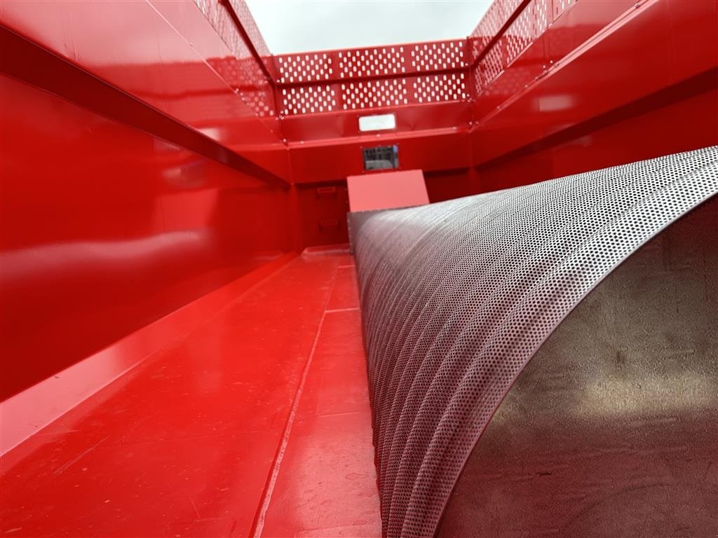 Kipper типа Tim 180/230, Gebrauchtmaschine в Give (Фотография 9)