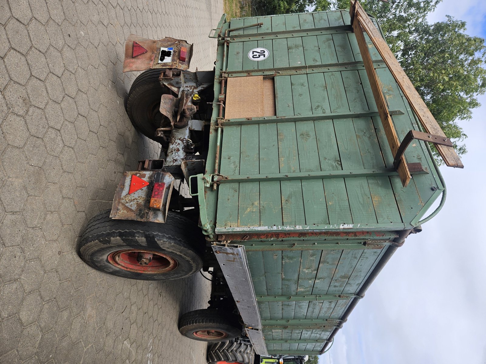 Kipper des Typs Universal unbekannt, Gebrauchtmaschine in Seevetal (Bild 2)