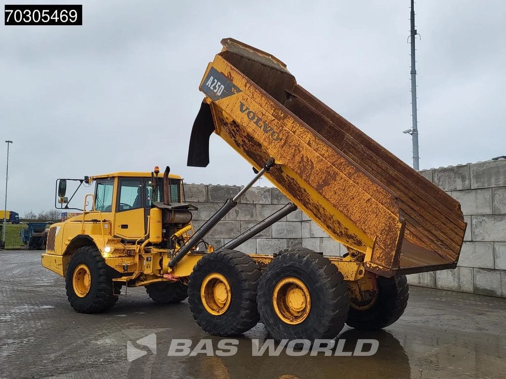 Kipper Türe ait Volvo A25 D, Gebrauchtmaschine içinde Veghel (resim 3)