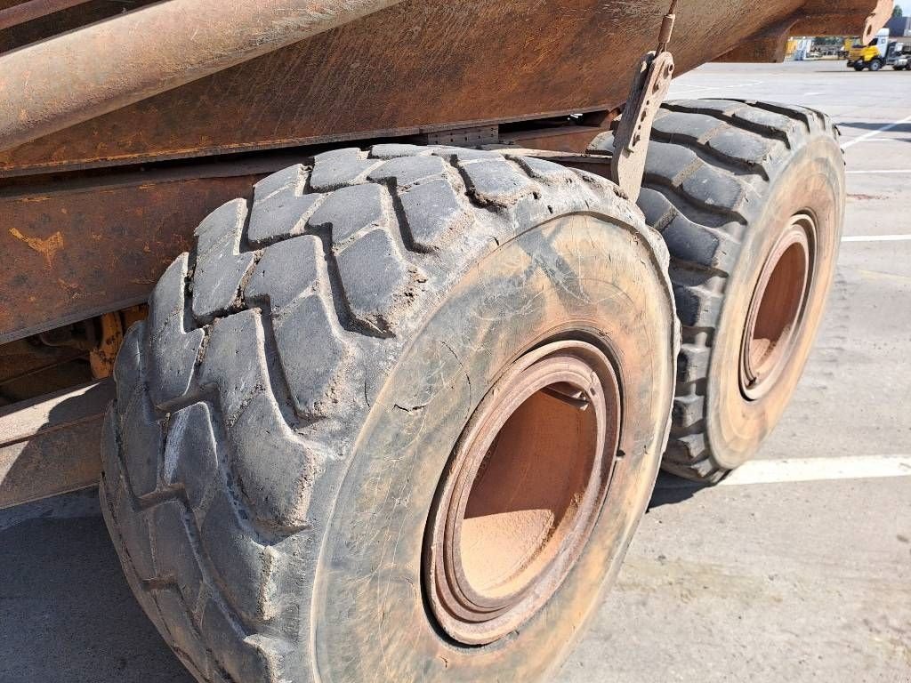 Kipper des Typs Volvo A25F, Gebrauchtmaschine in Stabroek (Bild 11)