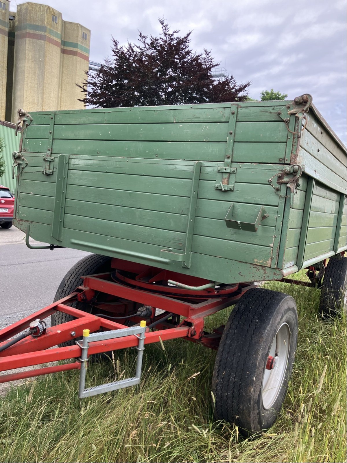 Kipper des Typs Welger FK 130 Anhänger 2-Seiten, Gebrauchtmaschine in Wittingen (Bild 2)