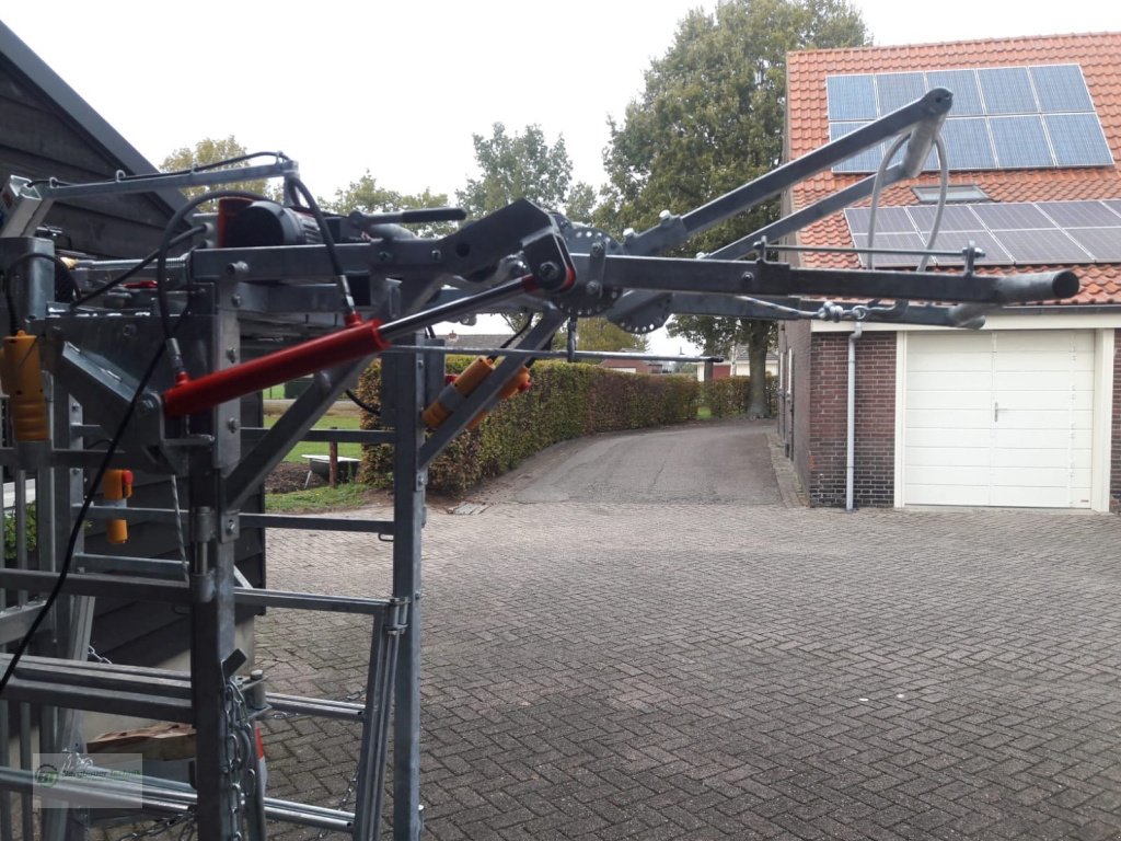 Klauenpflegestand des Typs GDS Hoofcare GDS-E Box Lift Klauenstand Klauenpflegestand elektrisch hydraulisch Klauenbox Behandlungsstand Klauenpflege, Neumaschine in Kötzting (Bild 2)