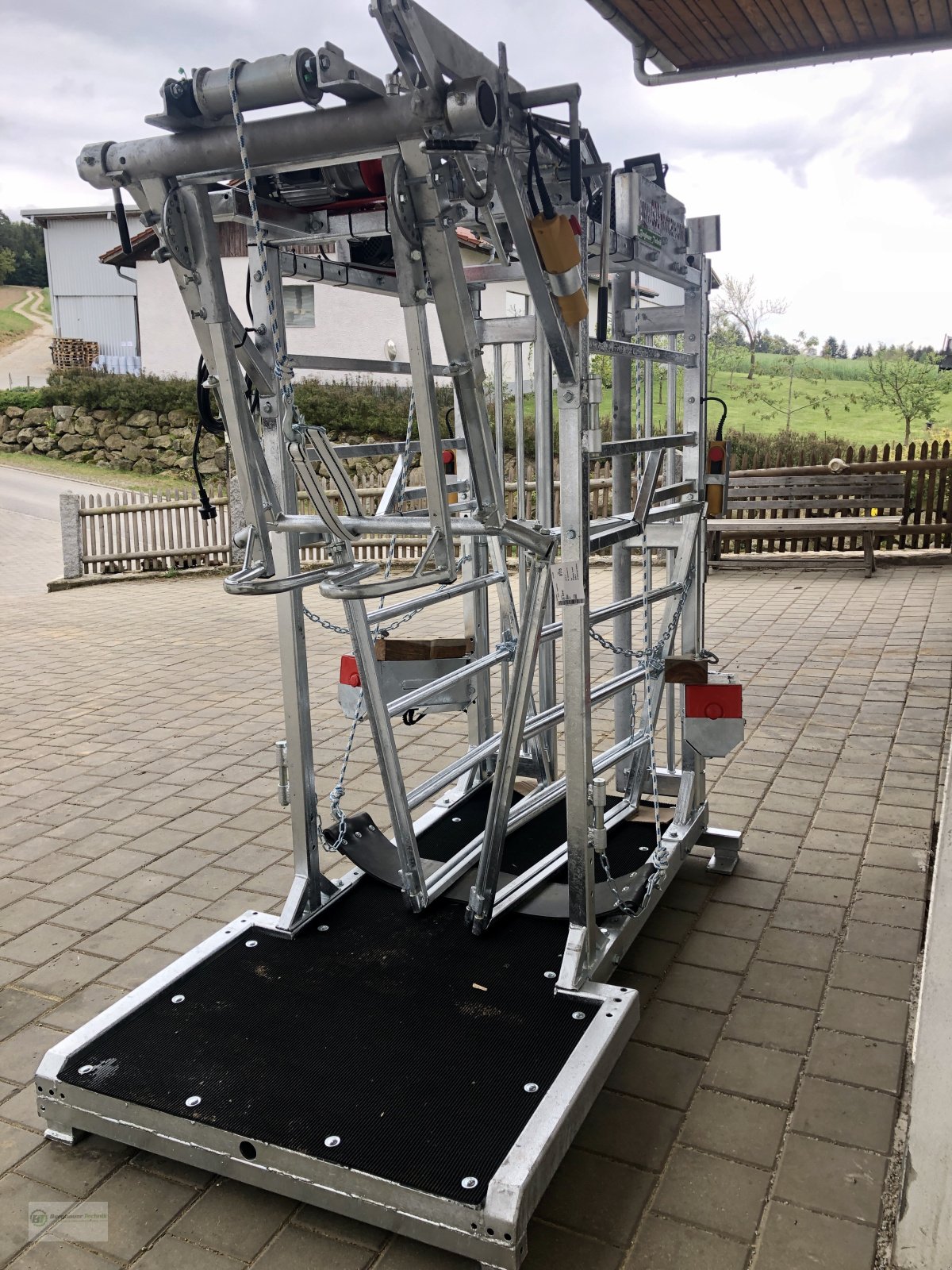 Klauenpflegestand des Typs GDS Hoofcare GDS Hoofcare GDS-E Box elektrischer Klauenpflegestand Klauenstand Klauenpflege Klauenpflegestand Behandlungsstand Rinder, Neumaschine in Kötzting (Bild 7)