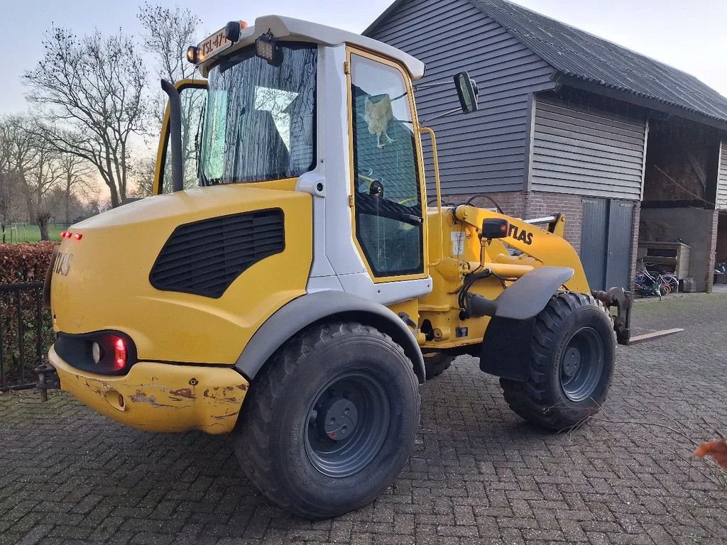 Knickgelenkte Baggerlader типа Atlas 70 shovel/lader, Gebrauchtmaschine в Lunteren (Фотография 3)