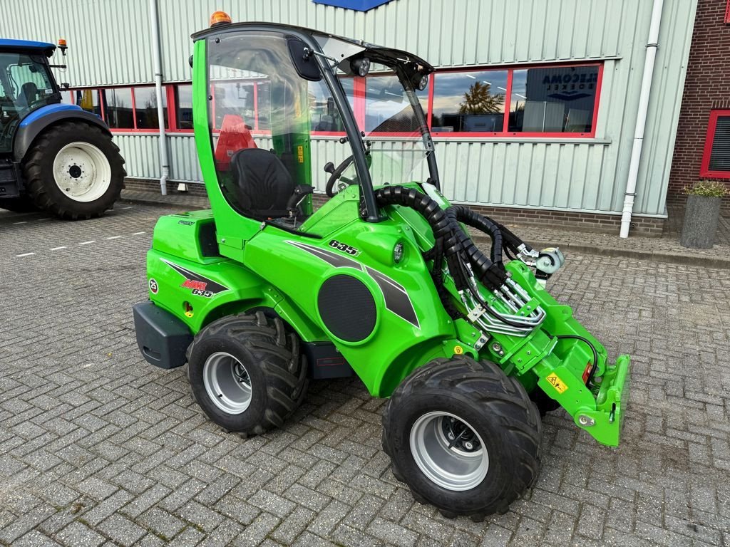 Knickgelenkte Baggerlader a típus Avant 635i TDS, Neumaschine ekkor: BOEKEL (Kép 4)