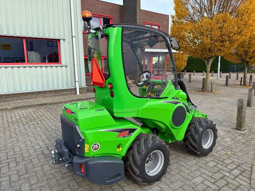 Knickgelenkte Baggerlader a típus Avant 635i TDS, Neumaschine ekkor: BOEKEL (Kép 3)