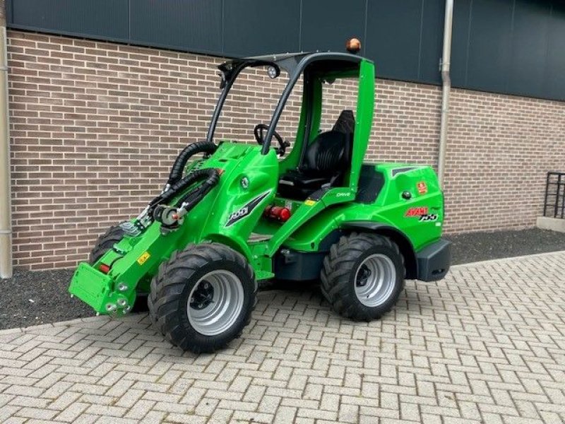 Knickgelenkte Baggerlader typu Avant 755 TDL plus, Neumaschine v Lunteren (Obrázek 10)
