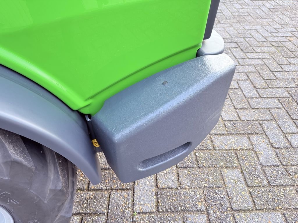 Knickgelenkte Baggerlader des Typs Avant 760i GTX met Cabine, Neumaschine in BOEKEL (Bild 5)