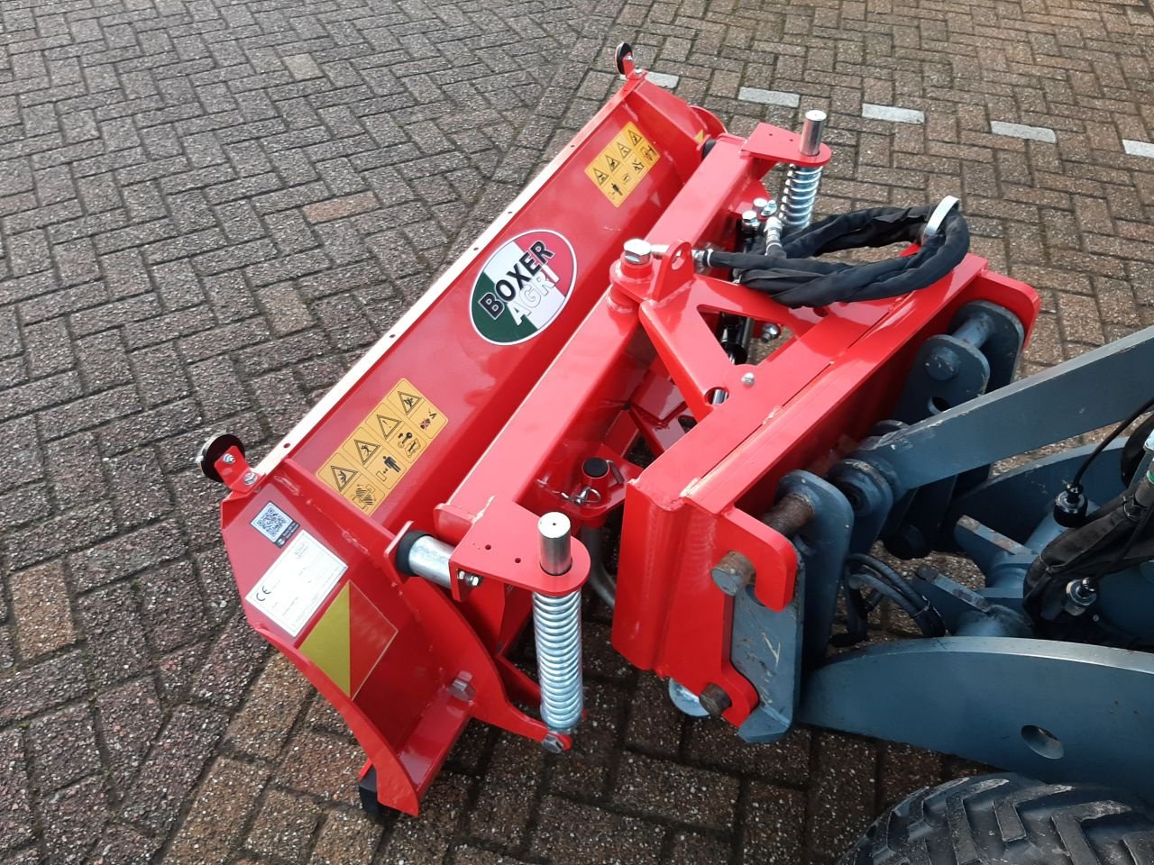 Knickgelenkte Baggerlader of the type Boxer SS 1400, Neumaschine in Hardegarijp (Picture 5)