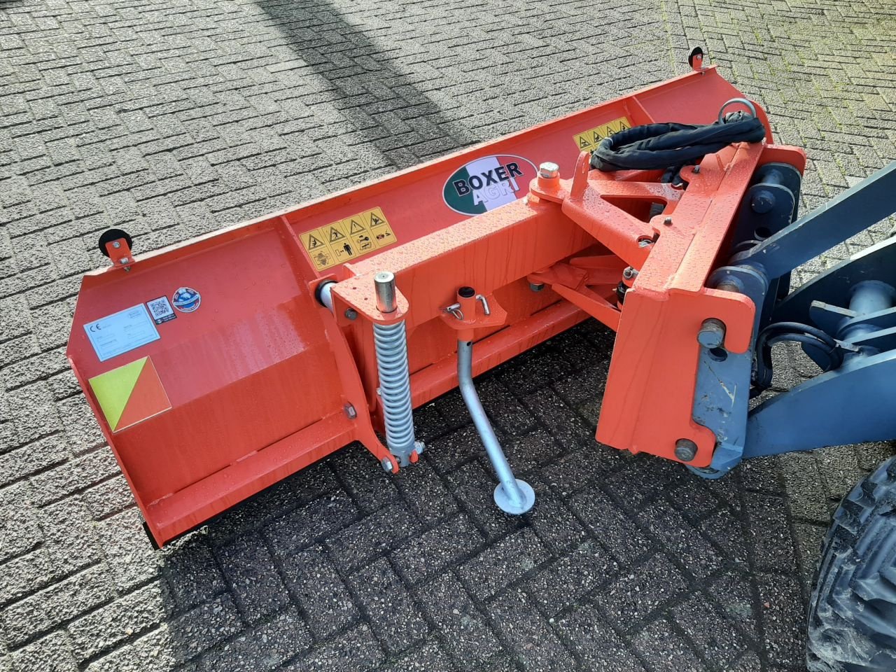 Knickgelenkte Baggerlader typu Boxer SS 2000, Neumaschine v Hardegarijp (Obrázek 3)