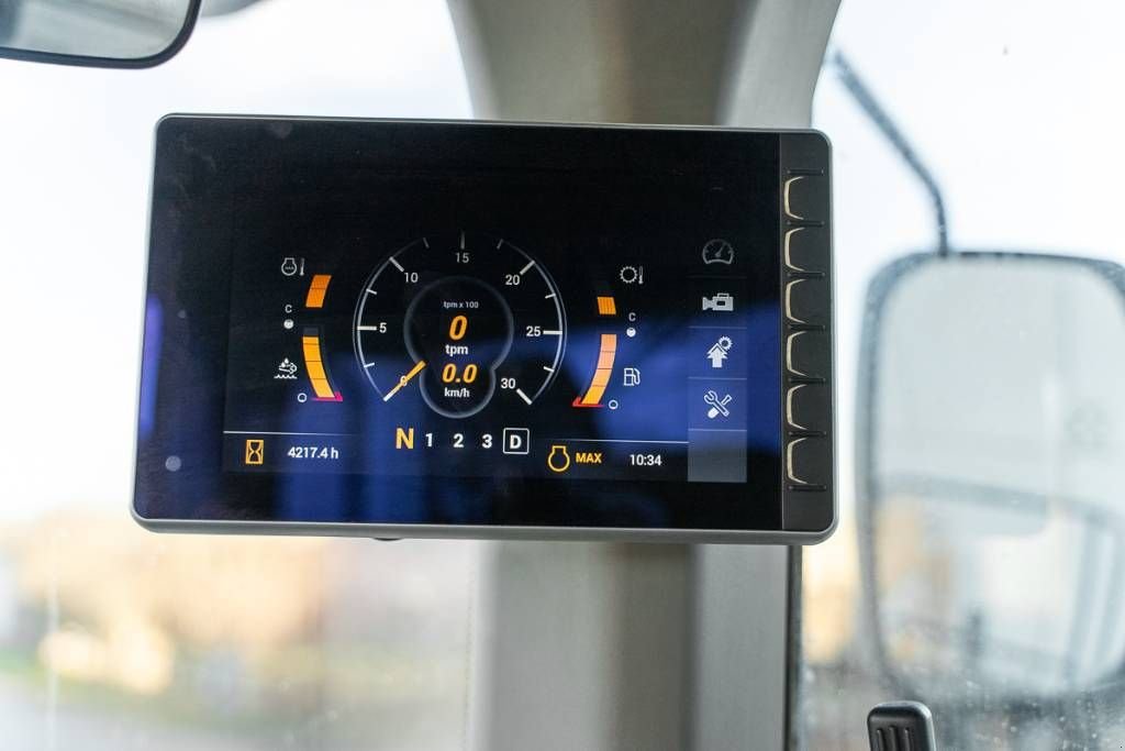 Knickgelenkte Baggerlader van het type Case 1121 G Evolution, Gebrauchtmaschine in Moerbeke (Foto 10)