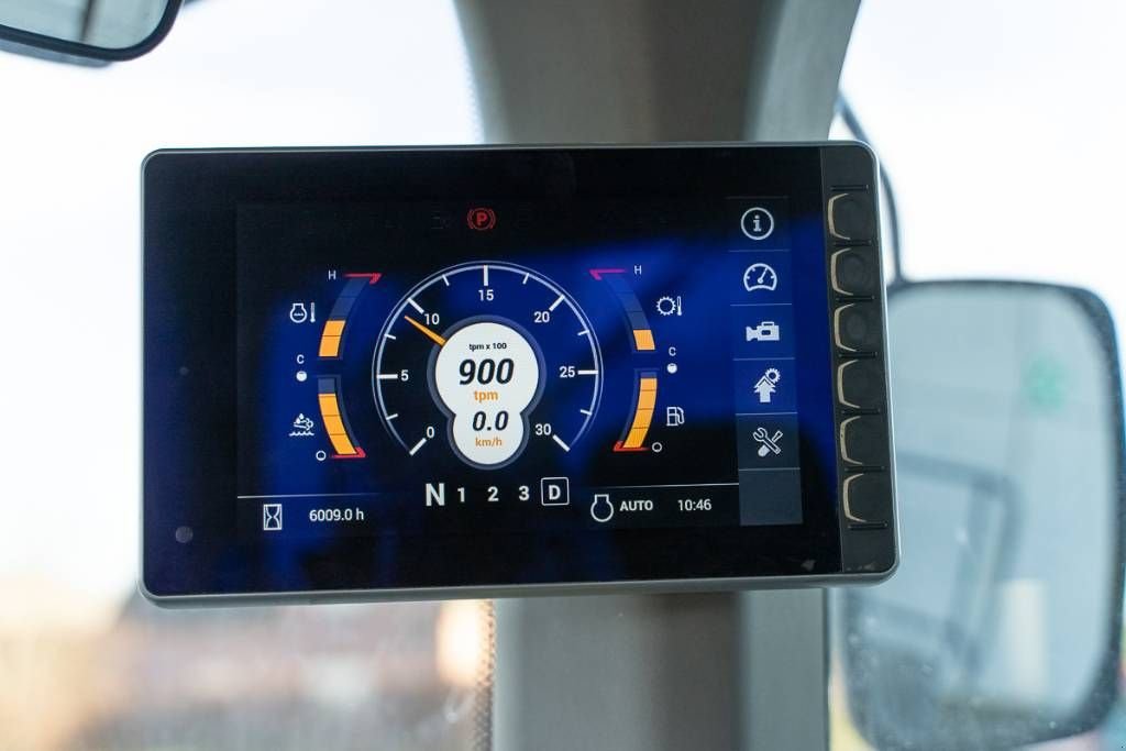 Knickgelenkte Baggerlader van het type Case 1121 G Evolution, Gebrauchtmaschine in Moerbeke (Foto 10)