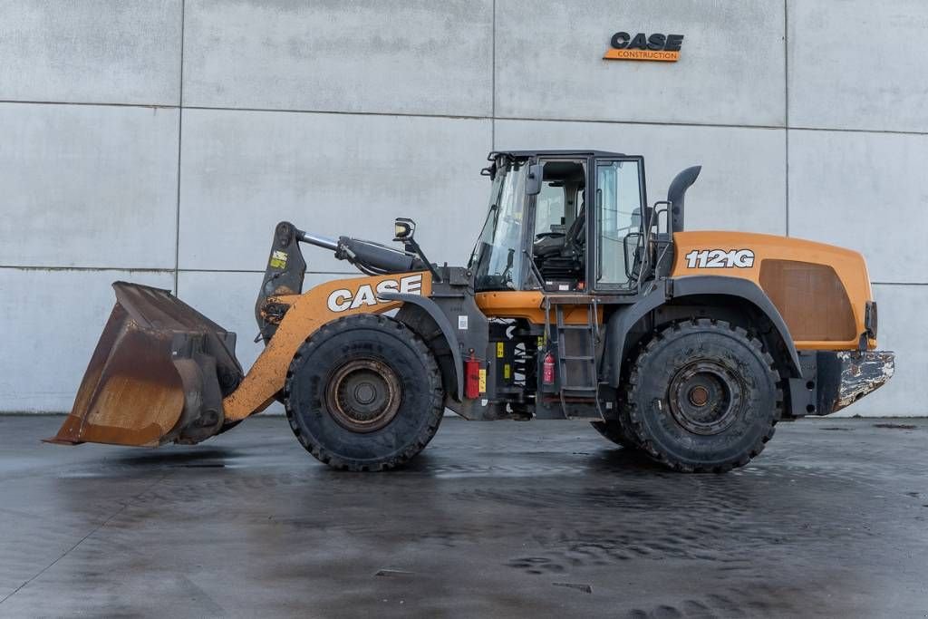 Knickgelenkte Baggerlader van het type Case 1121 G Evolution, Gebrauchtmaschine in Moerbeke (Foto 3)