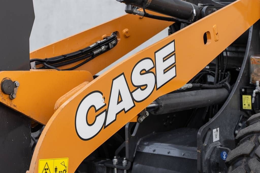 Knickgelenkte Baggerlader typu Case 321 F, Gebrauchtmaschine w Moerbeke (Zdjęcie 11)