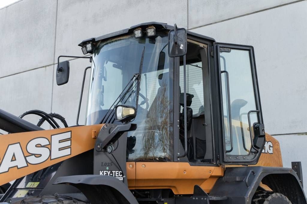 Knickgelenkte Baggerlader van het type Case 721 G Evolution, Gebrauchtmaschine in Moerbeke (Foto 11)