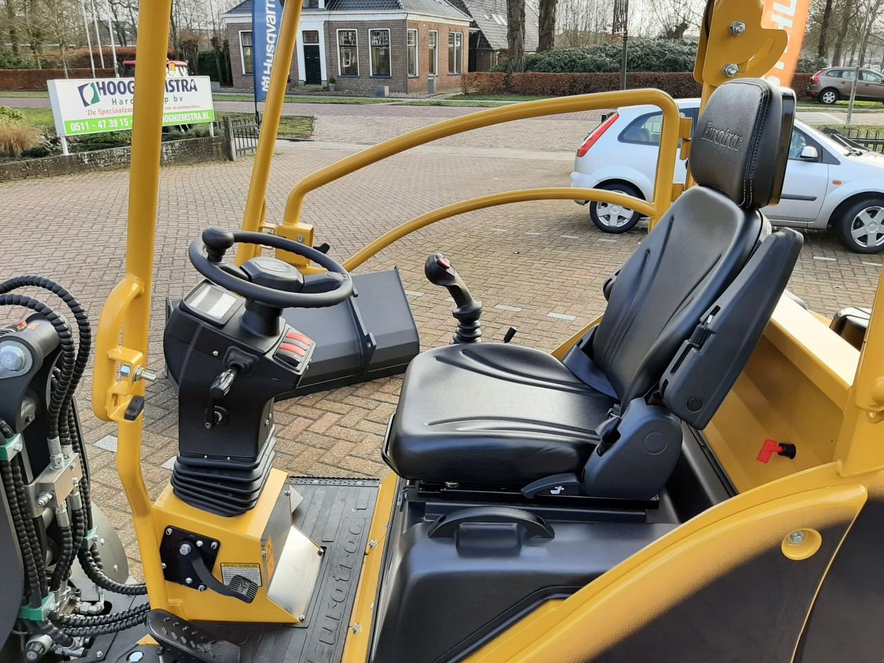 Knickgelenkte Baggerlader του τύπου Eurotrac W11-I, Neumaschine σε Hardegarijp (Φωτογραφία 9)