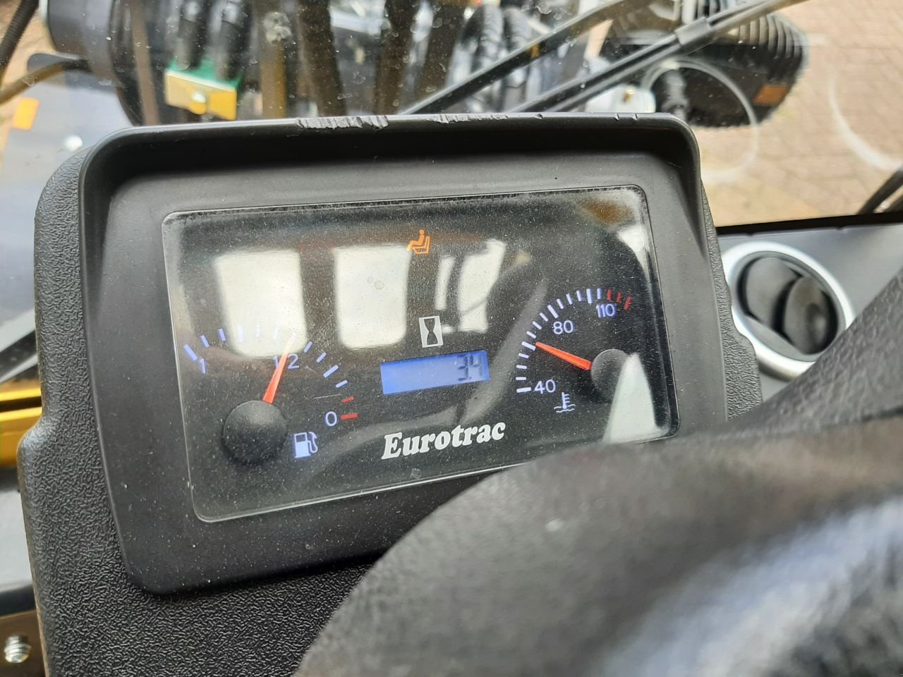 Knickgelenkte Baggerlader van het type Eurotrac W11-IC, Gebrauchtmaschine in Hardegarijp (Foto 11)