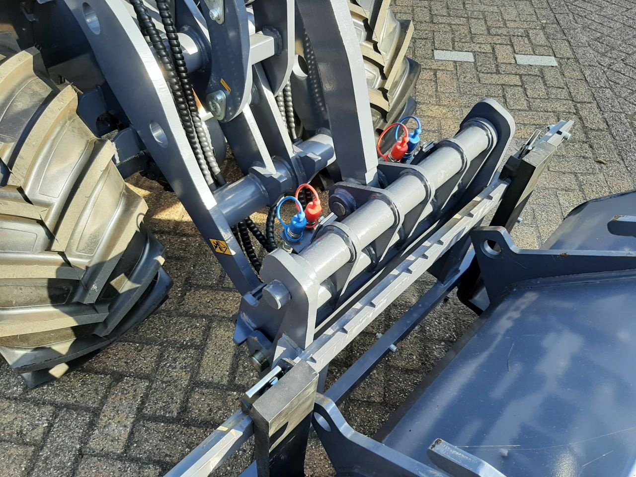 Knickgelenkte Baggerlader van het type Eurotrac W12 MS, Gebrauchtmaschine in Hardegarijp (Foto 3)