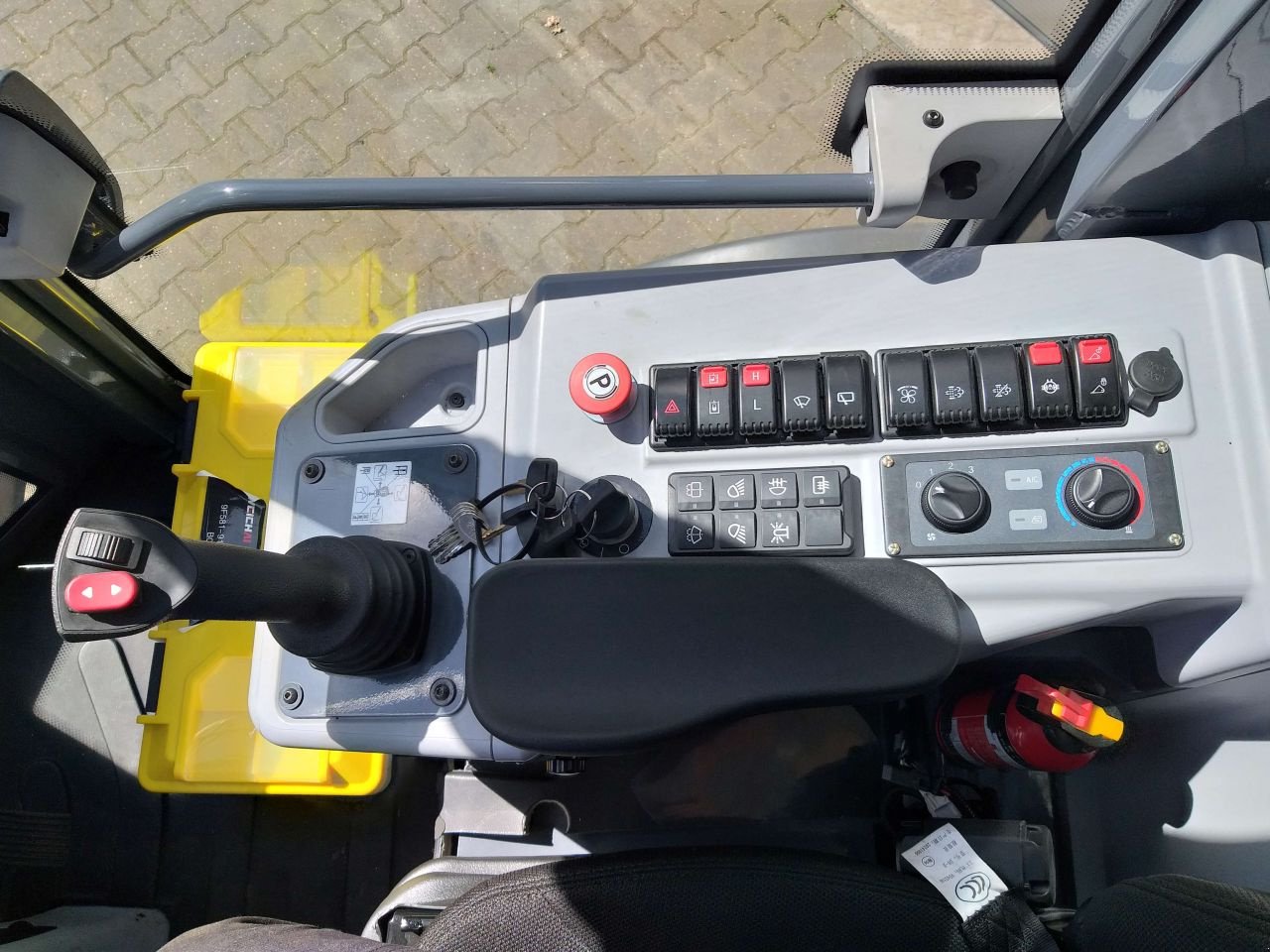 Knickgelenkte Baggerlader a típus Eurotrac WL 18, Neumaschine ekkor: Vilsteren (Kép 8)