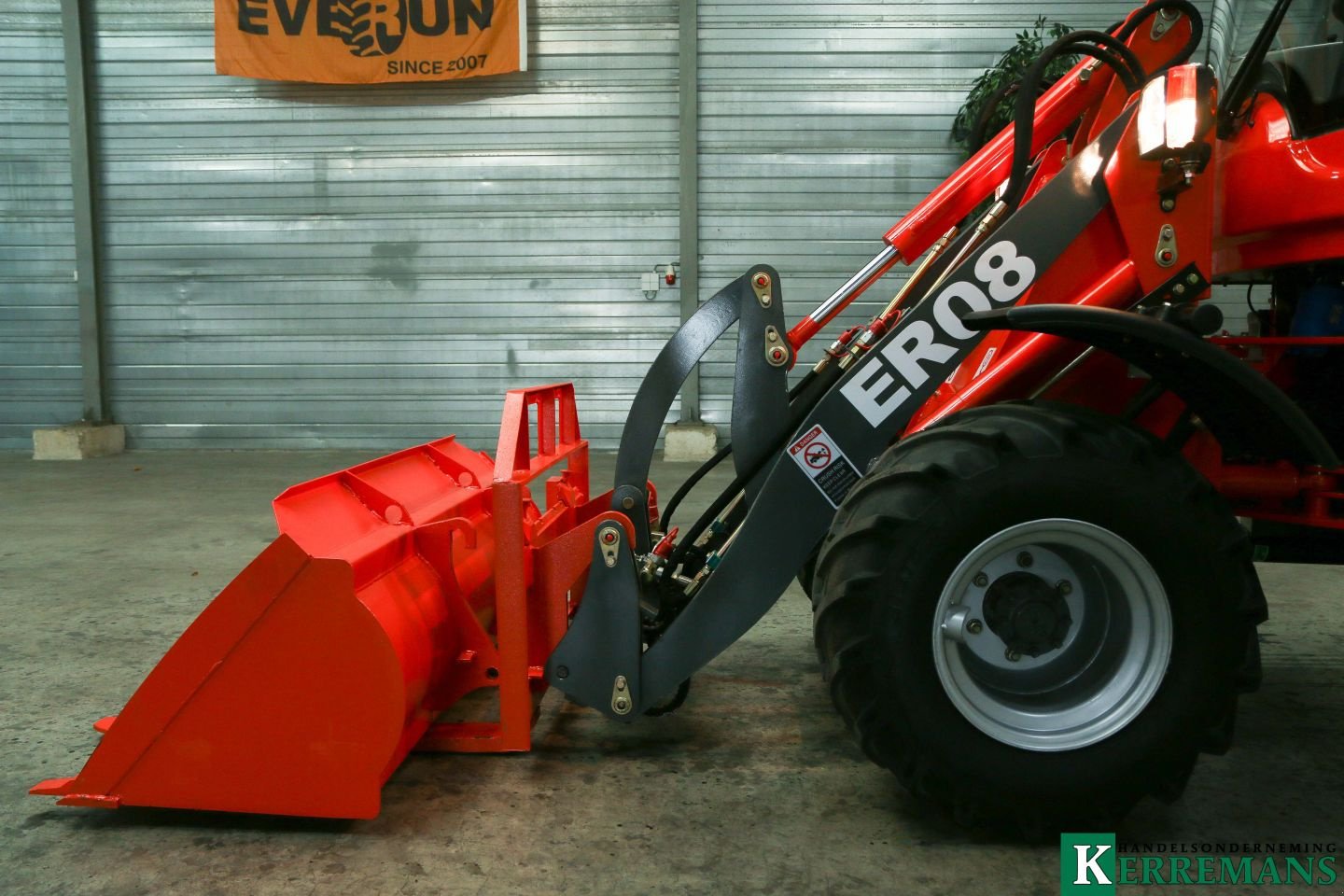 Knickgelenkte Baggerlader a típus Everun ER08, Neumaschine ekkor: Dronten (Kép 11)