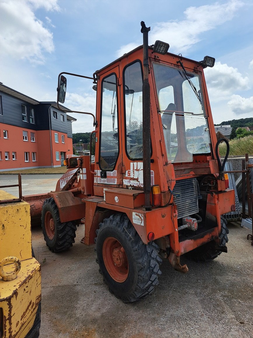 Knickgelenkte Baggerlader типа FAI 555, Gebrauchtmaschine в Nürnberg (Фотография 2)