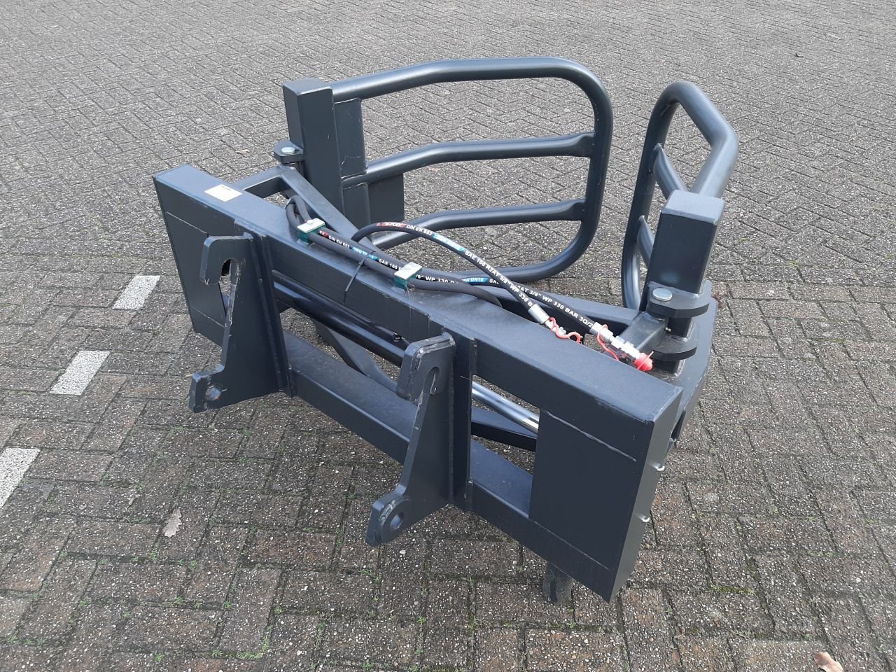 Knickgelenkte Baggerlader tip HSM Balenklem GiANT snelwissel, Neumaschine in Hardegarijp (Poză 4)